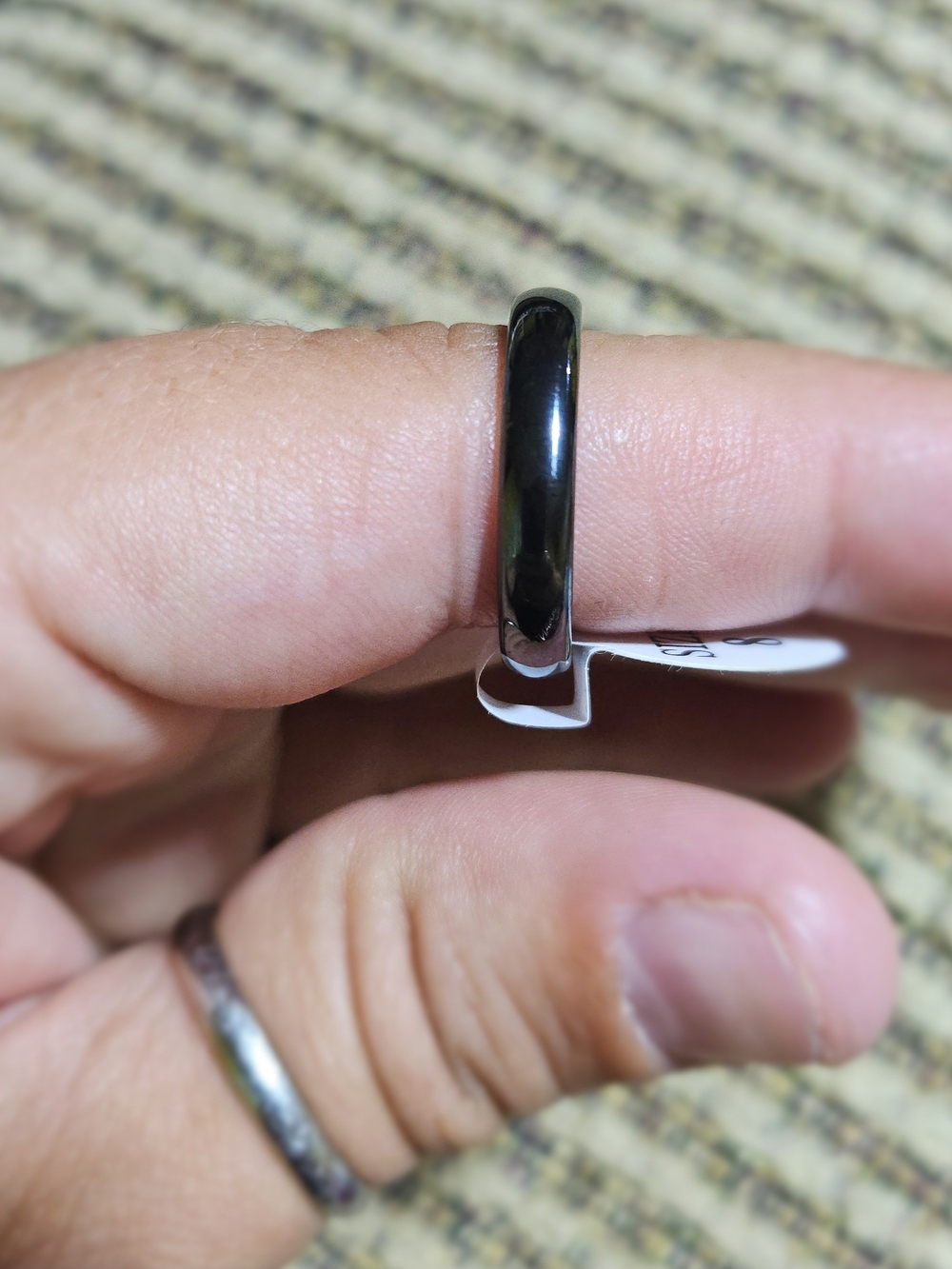Black Ceramic Ring